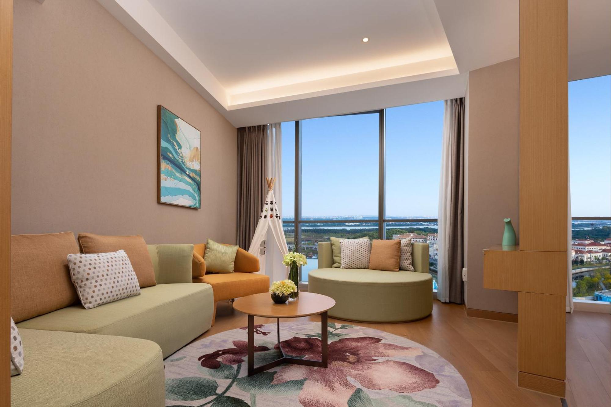 Holiday Inn Changsha Dawangshan By Ihg Экстерьер фото